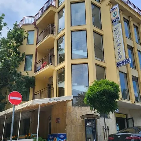 Family Hotel Sunarita 2*